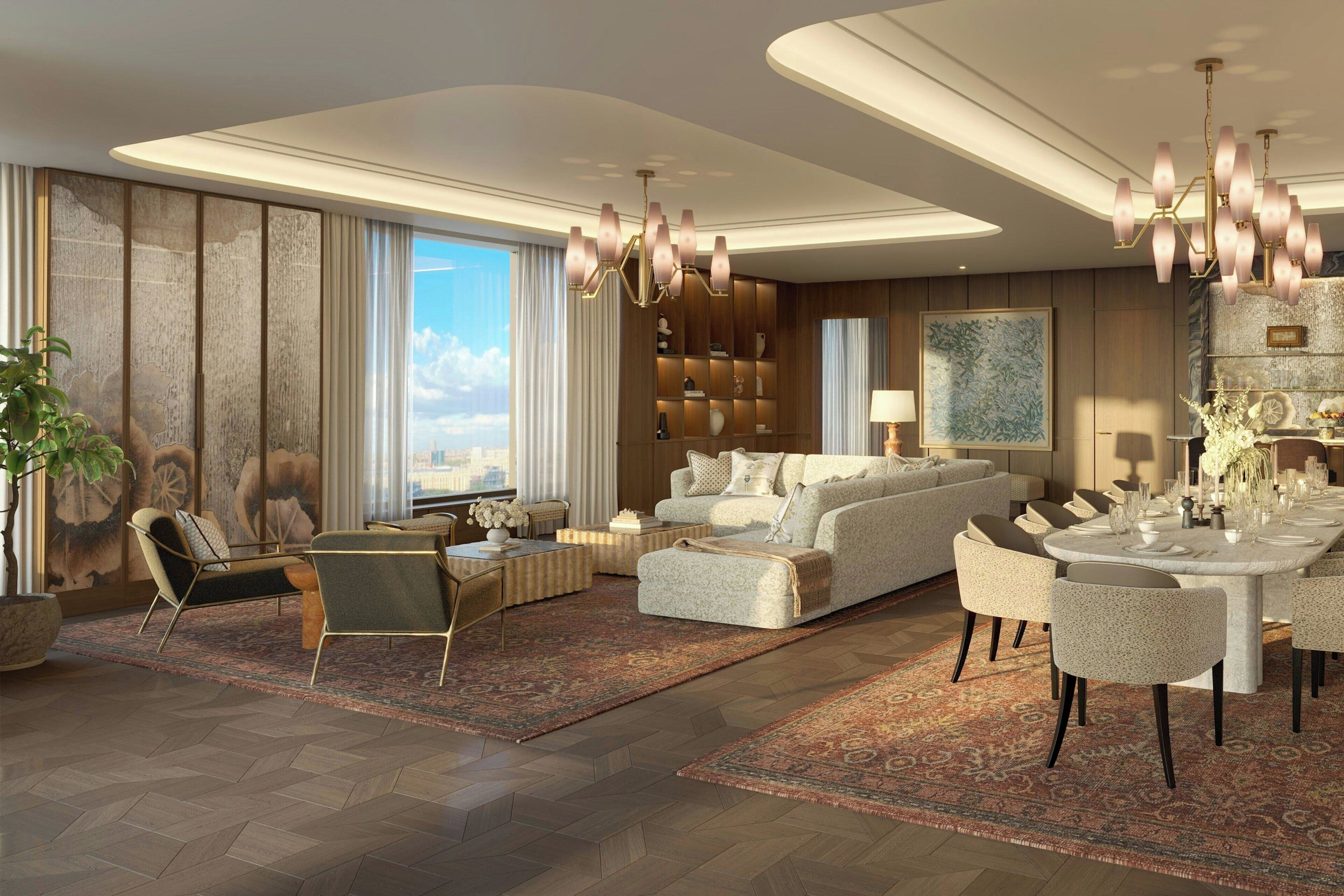 Ein modernes Wohnzimmer mit Sofa, Esstisch und Stühlen, einem großen Fenster mit Vorhängen und einer dekorativen Chandelier.