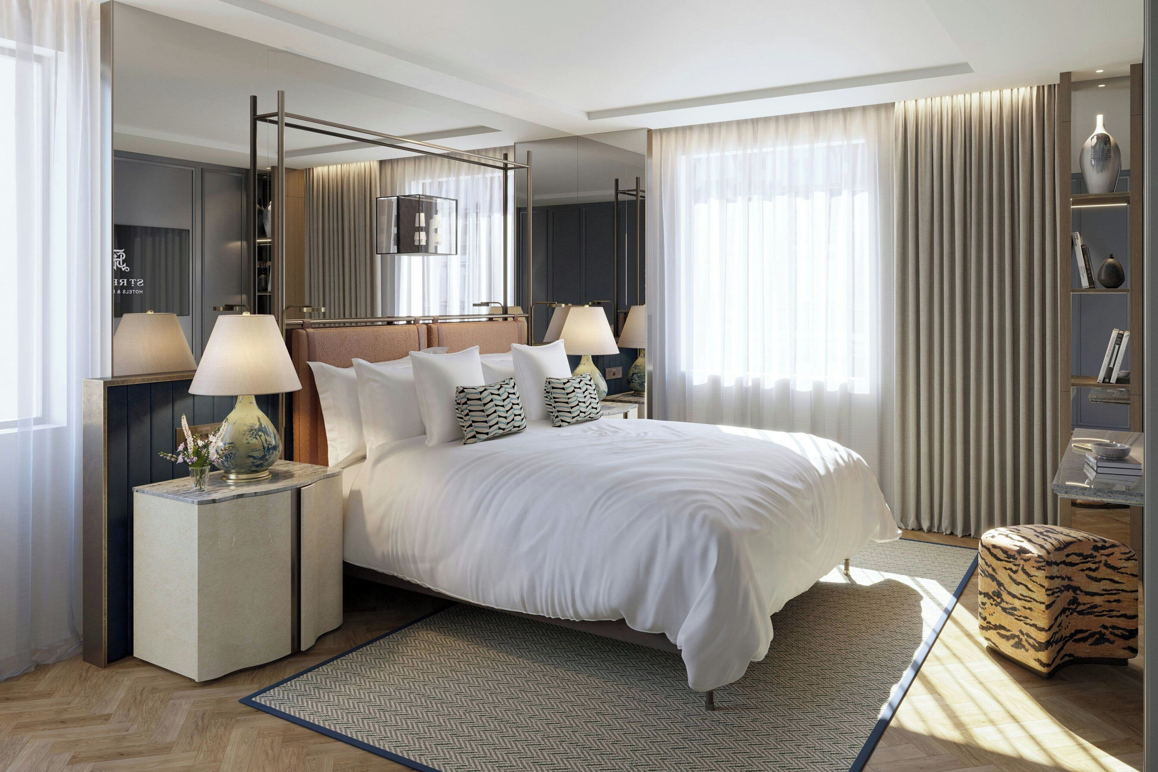 Suite, 1 habitación, vistas al patio | Ropa de cama de alta calidad, minibar, caja fuerte y escritorio