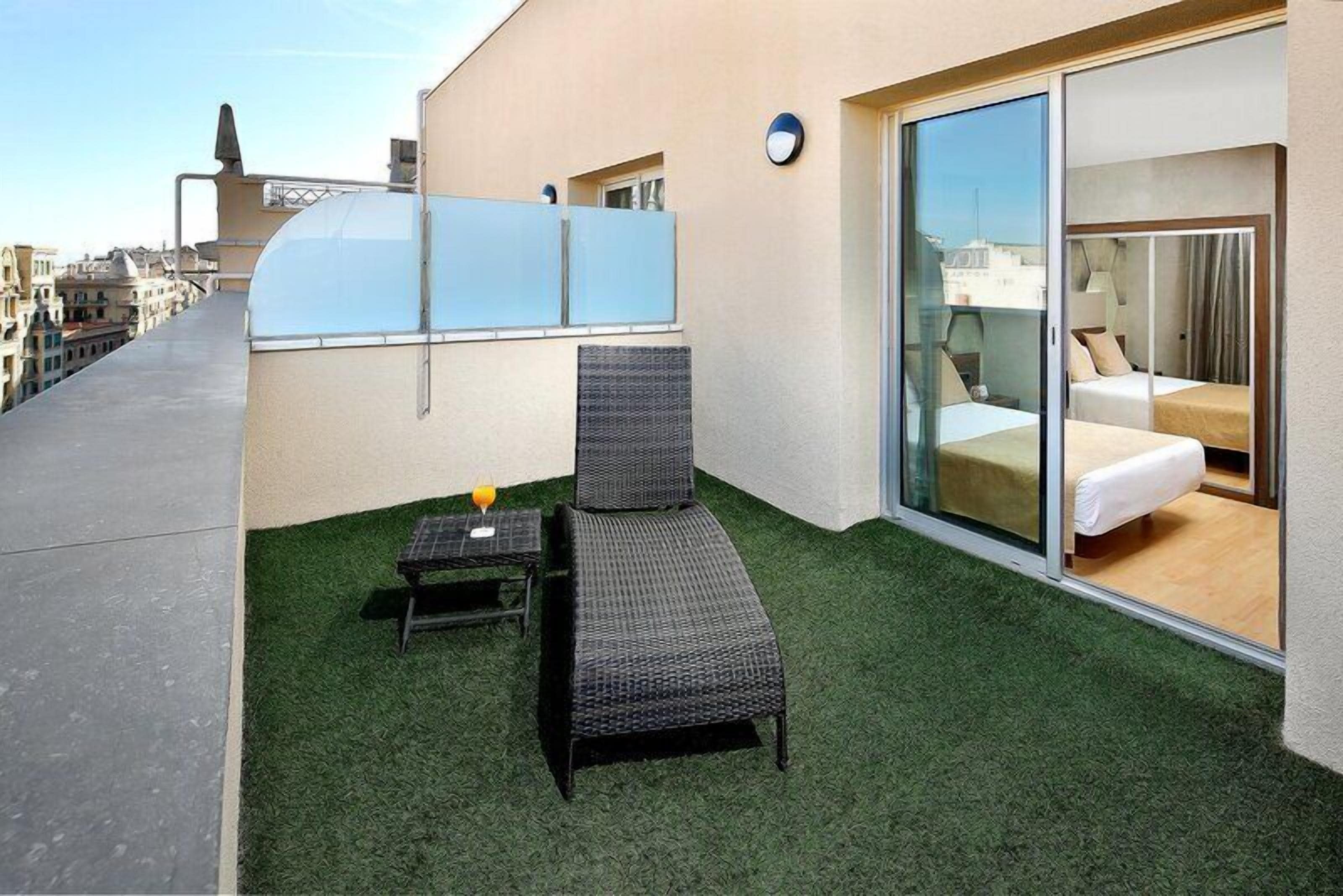 Single Room | Property grounds