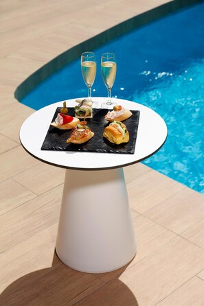 Seasonal outdoor pool
