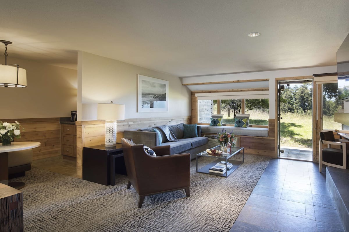 Vila, 1 cama King (Big Sur) | Roupas de cama premium, frigobar, cofres nos quartos, escrivaninha