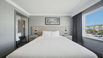 Grand Suite, 1 King Bed with Sofa bed, Kitchenette | 1 bedroom, in-room safe, desk, laptop workspace