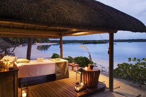 Couples treatment rooms, sauna, steam room, body treatments, facials - Constance Prince Maurice (Poste de Flacq)