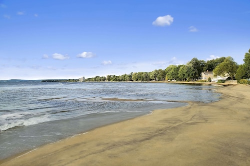 Super 8 by Wyndham North Bay