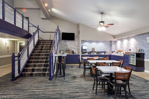 AmericInn by Wyndham Peoria