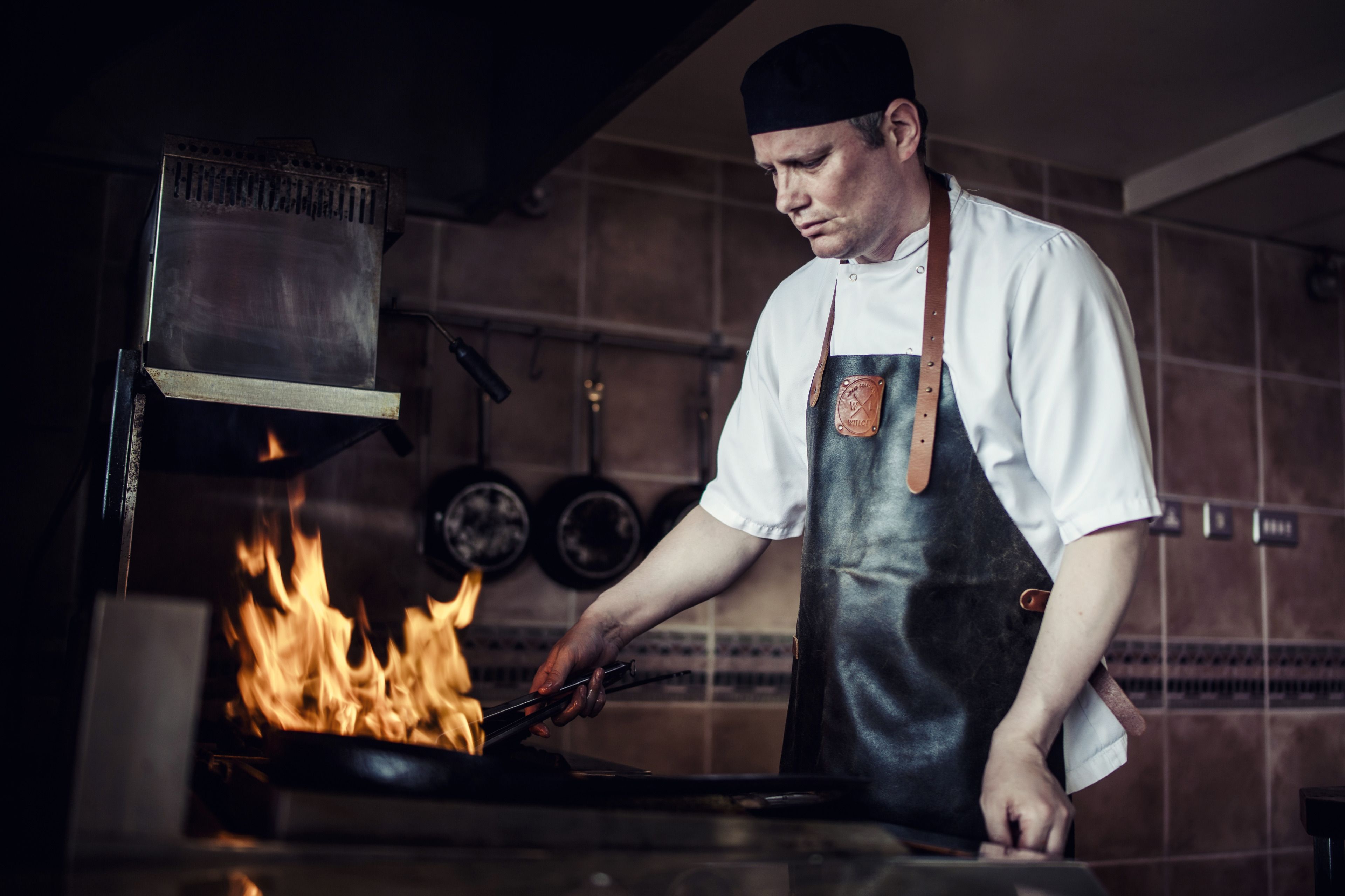 lunch and dinner served