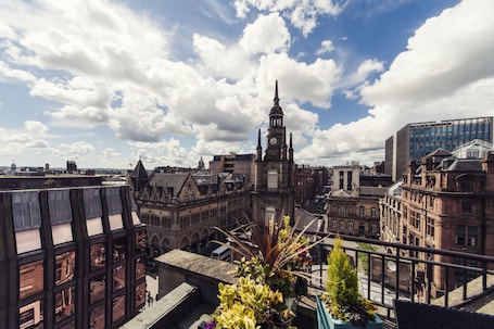 外观. 乔治卡尔顿酒店