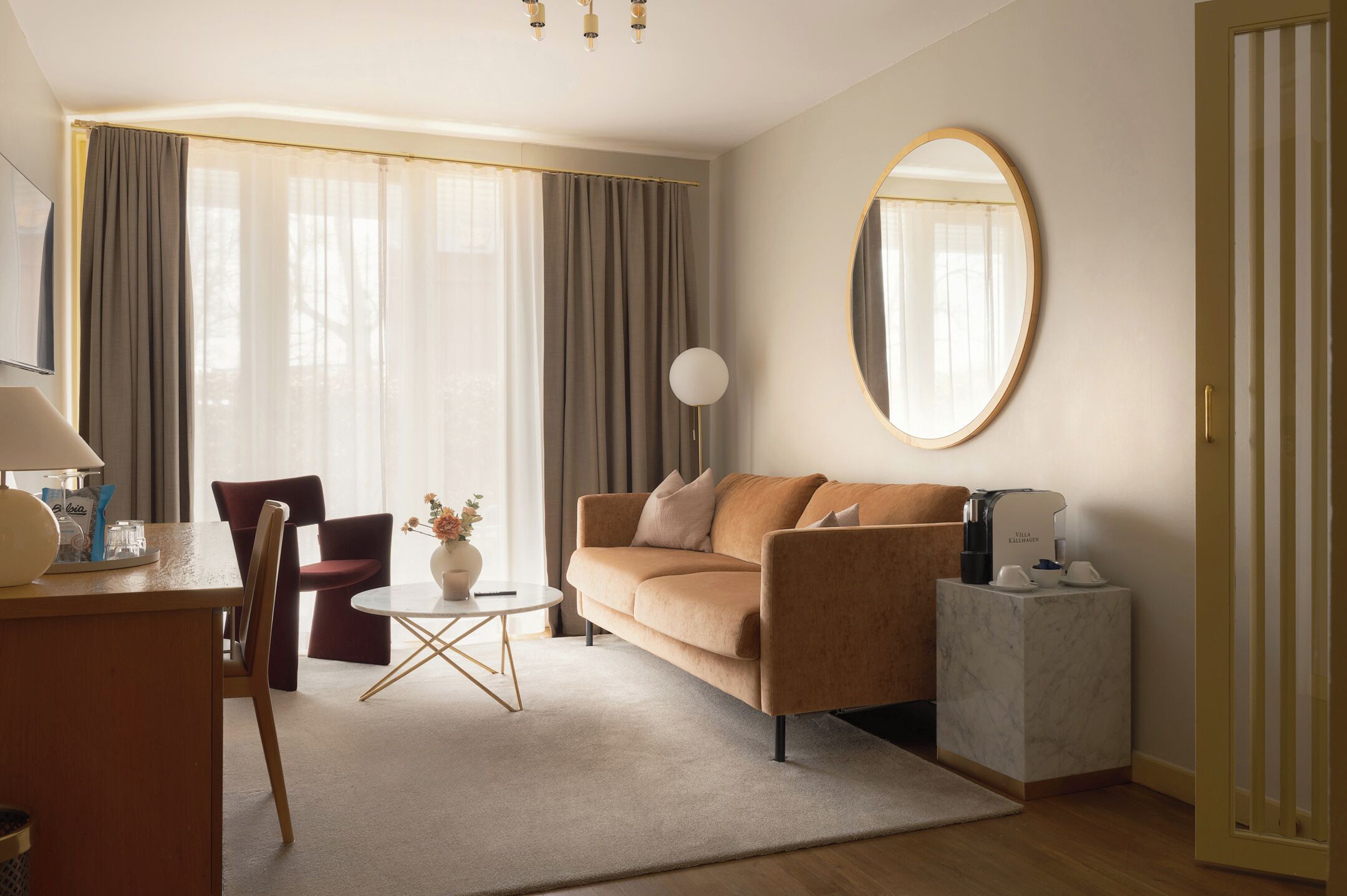 junior suite | living area | 40-inch smart tv with digital channels, tv