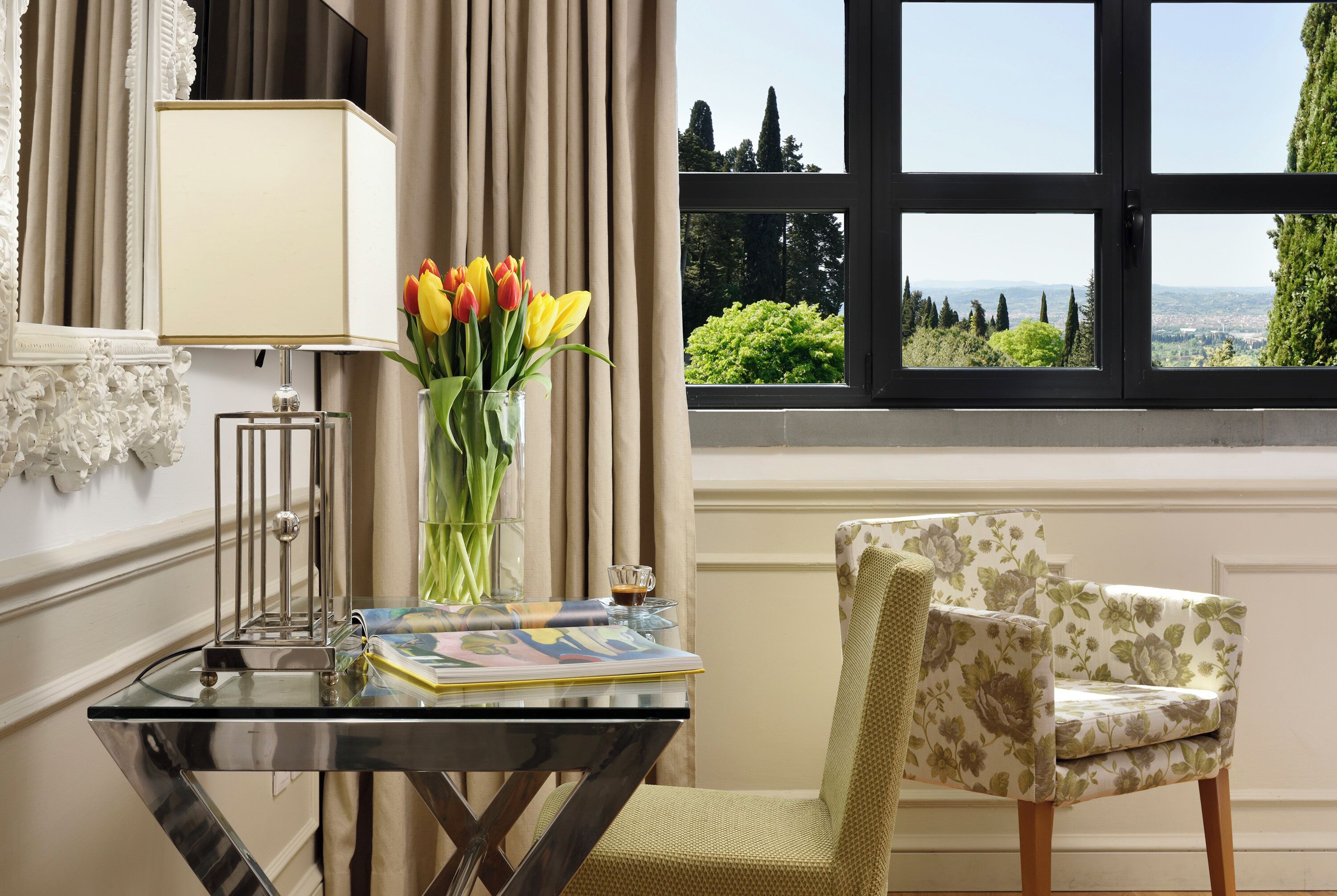 deluxe room | 1 bedroom, down duvets, minibar, in-room safe