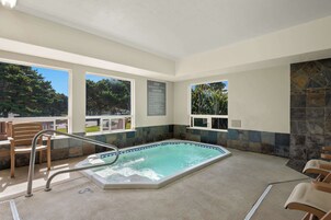 Una piscina techada