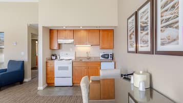 Fridge, microwave, coffee/tea maker