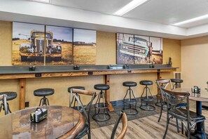 Free daily full breakfast  - Best Western Rory & Ryan Inns (Hines)