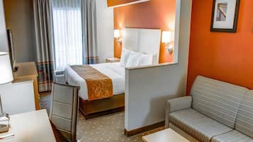 Suite, 1 King-Bett, Nichtraucher | Zimmersafe, Schreibtisch, Verdunkelungsvorhänge, Bügeleisen/Bügelbrett