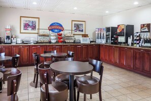 Free daily cooked-to-order breakfast 