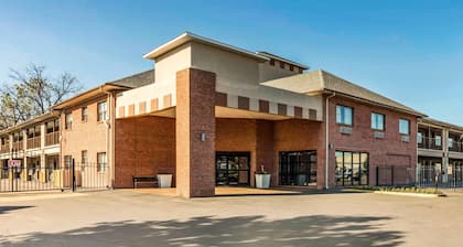 Quality Inn Memphis Airport