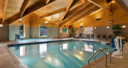 Best Western Northwoods Lodge