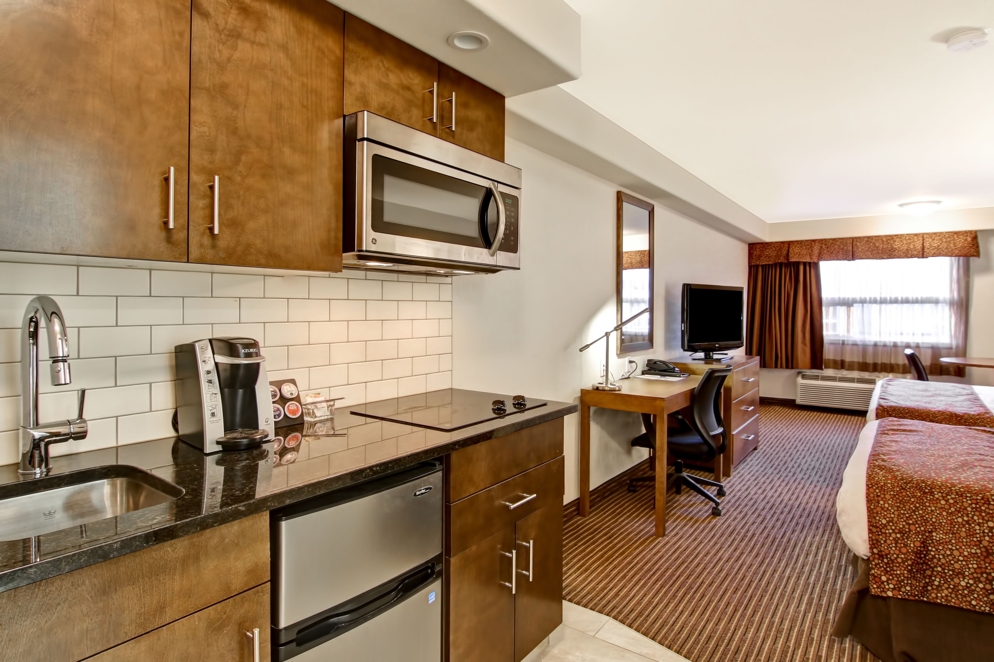 hypo-allergenic bedding, in-room safe, desk, iron/ironing board