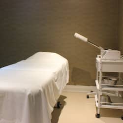 Couples treatment room(s), body treatments, body wraps, facials