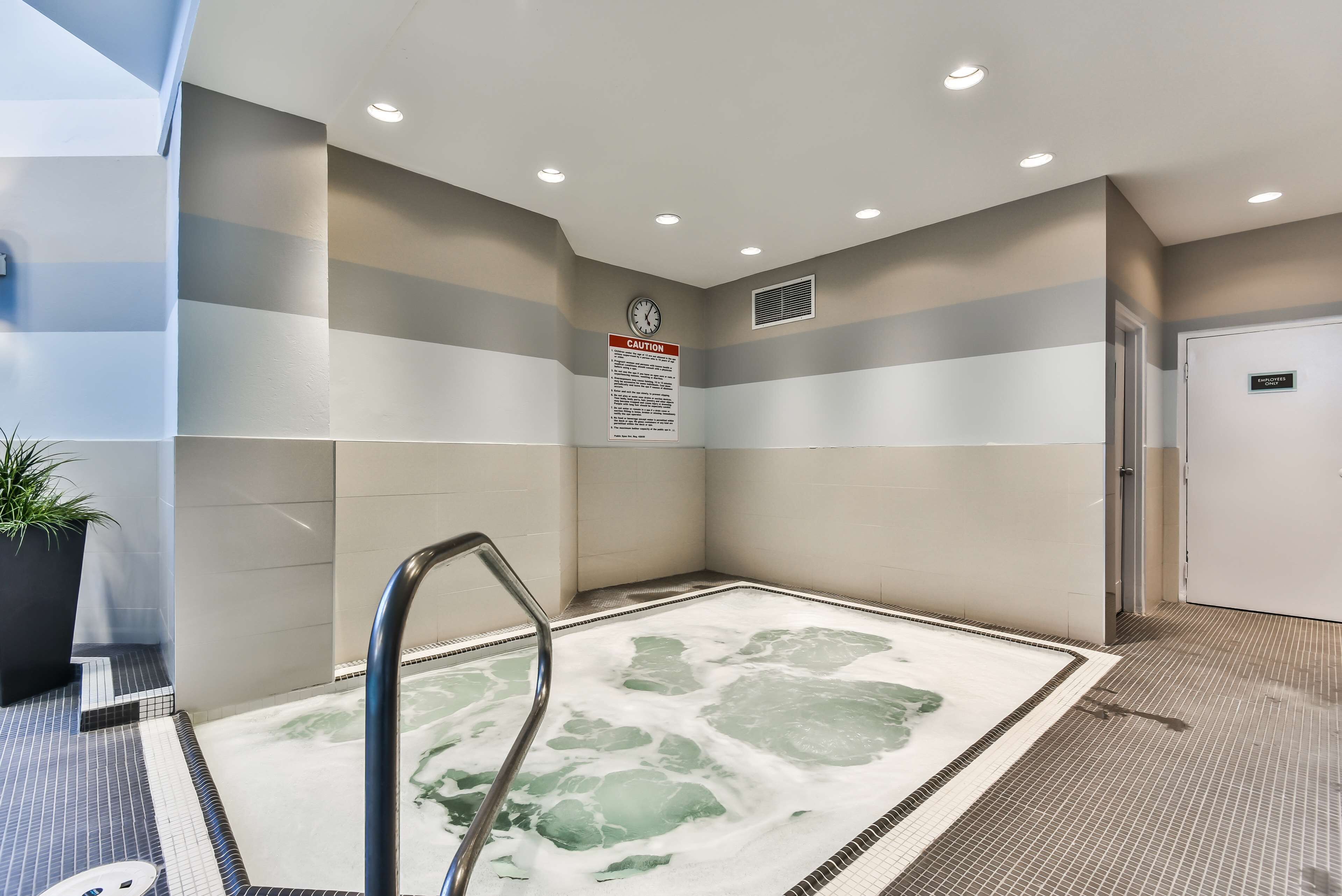 indoor pool, pool loungers