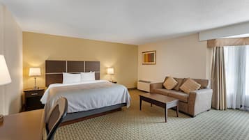 Standard Room, 1 King Bed with Sofa bed, Non Smoking | Premium bedding, in-room safe, desk, laptop workspace