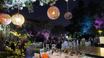 Área de bodas al aire libre