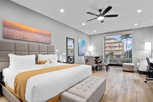 Premium Room, 1 King Bed, Non Smoking, Refrigerator & Microwave | In-room safe, desk, laptop workspace, blackout drapes