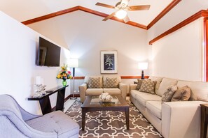 Junior Suite, 1 King Bed, Non Smoking, Refrigerator & Microwave (Living Room) | Living area