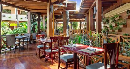 Best Western Plus Belize Biltmore Plaza