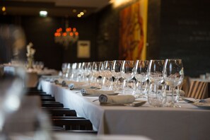 Breakfast, lunch and dinner served - Your Hotel & Spa Alcobaça (Alcobaça)