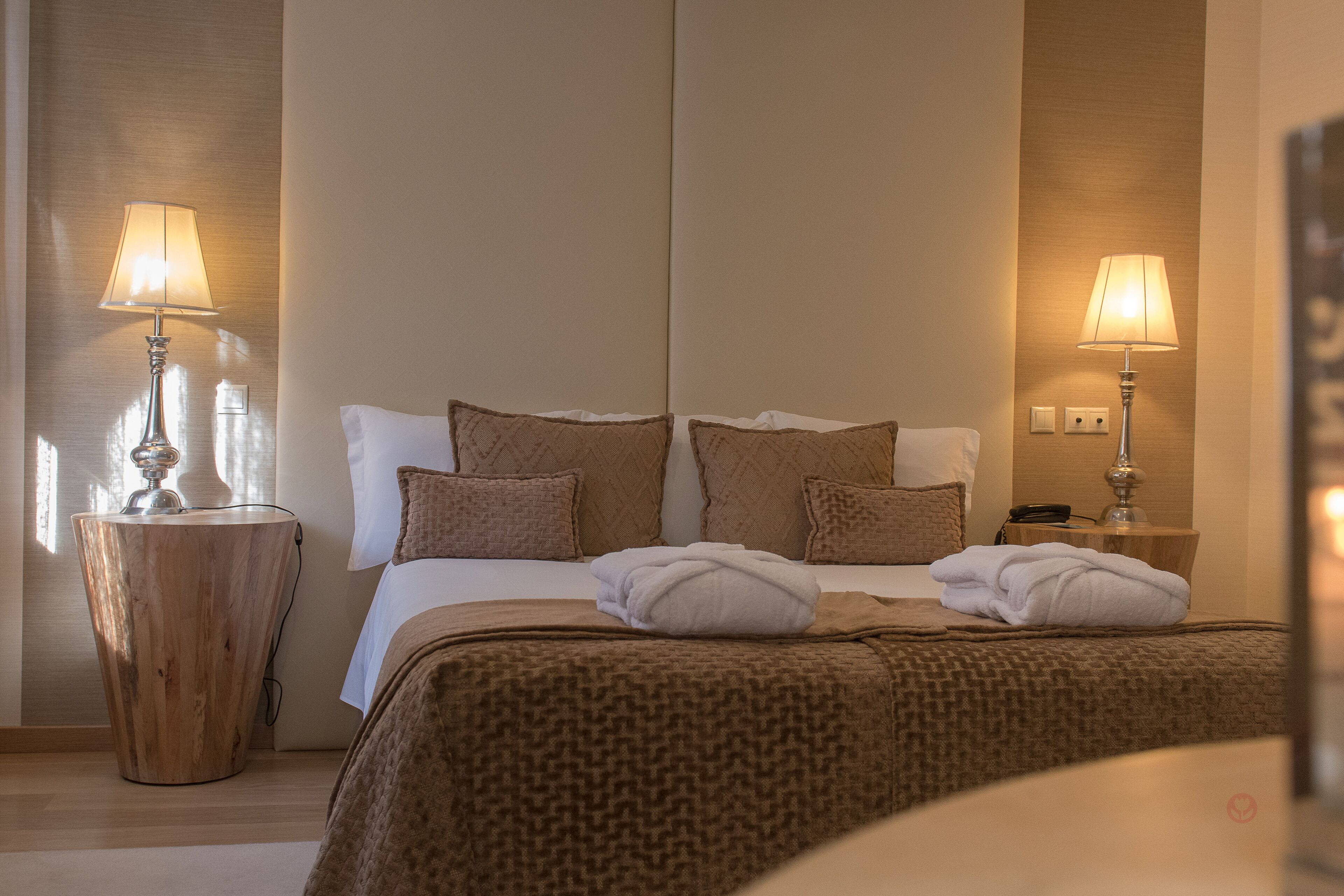 Minibar, in-room safe, free WiFi, bed sheets