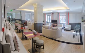 Bar (en la propiedad)