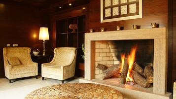 Se sirven desayunos, comidas y cenas