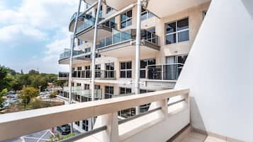 Superior With Balcony | Terrace/patio