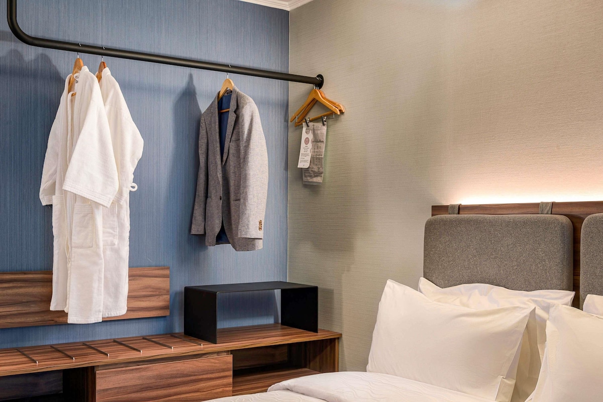 Minibar, desk, laptop workspace, soundproofing