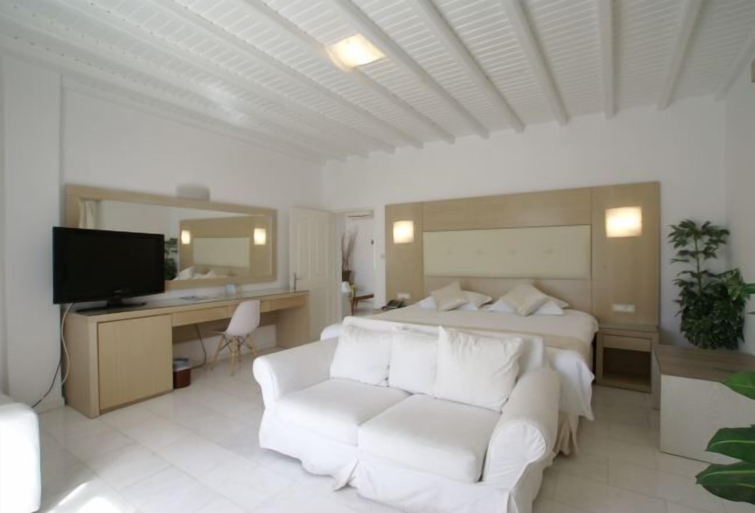 Egyptian cotton sheets, premium bedding, down comforters