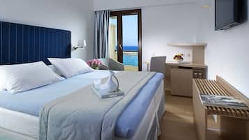 Premium bedding, minibar, in-room safe, desk