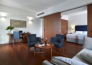 Premium bedding, minibar, in-room safe, desk