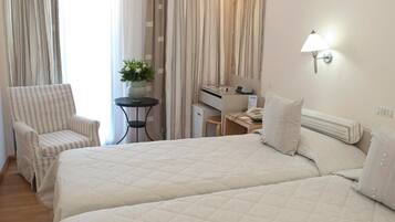 Down duvets, blackout curtains, free WiFi