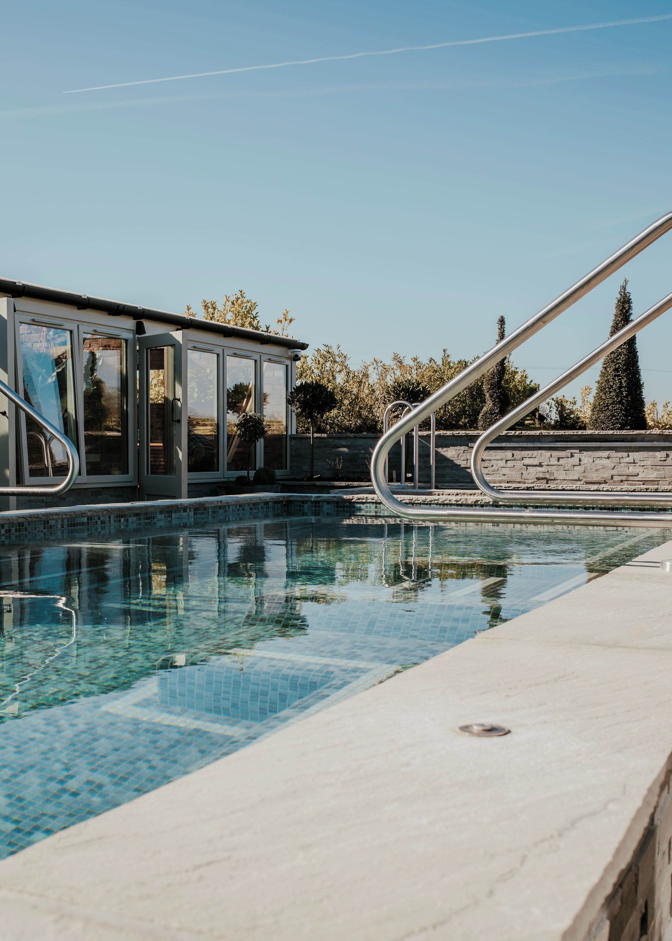 couples treatment room(s), body treatments, hot stone massages