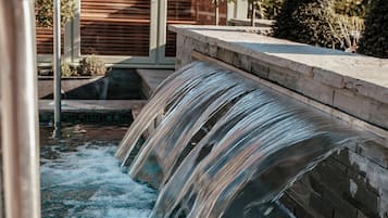 Couples treatment room(s), body treatments, hot stone massages