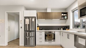 デラックス アパートメント 2 ベッドルーム | 専用キッチン | 電子レンジ、電気ポット、トースター