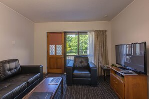 43-inch plasma TV with cable channels, TV, DVD player - Argyle On The Park (Christchurch)