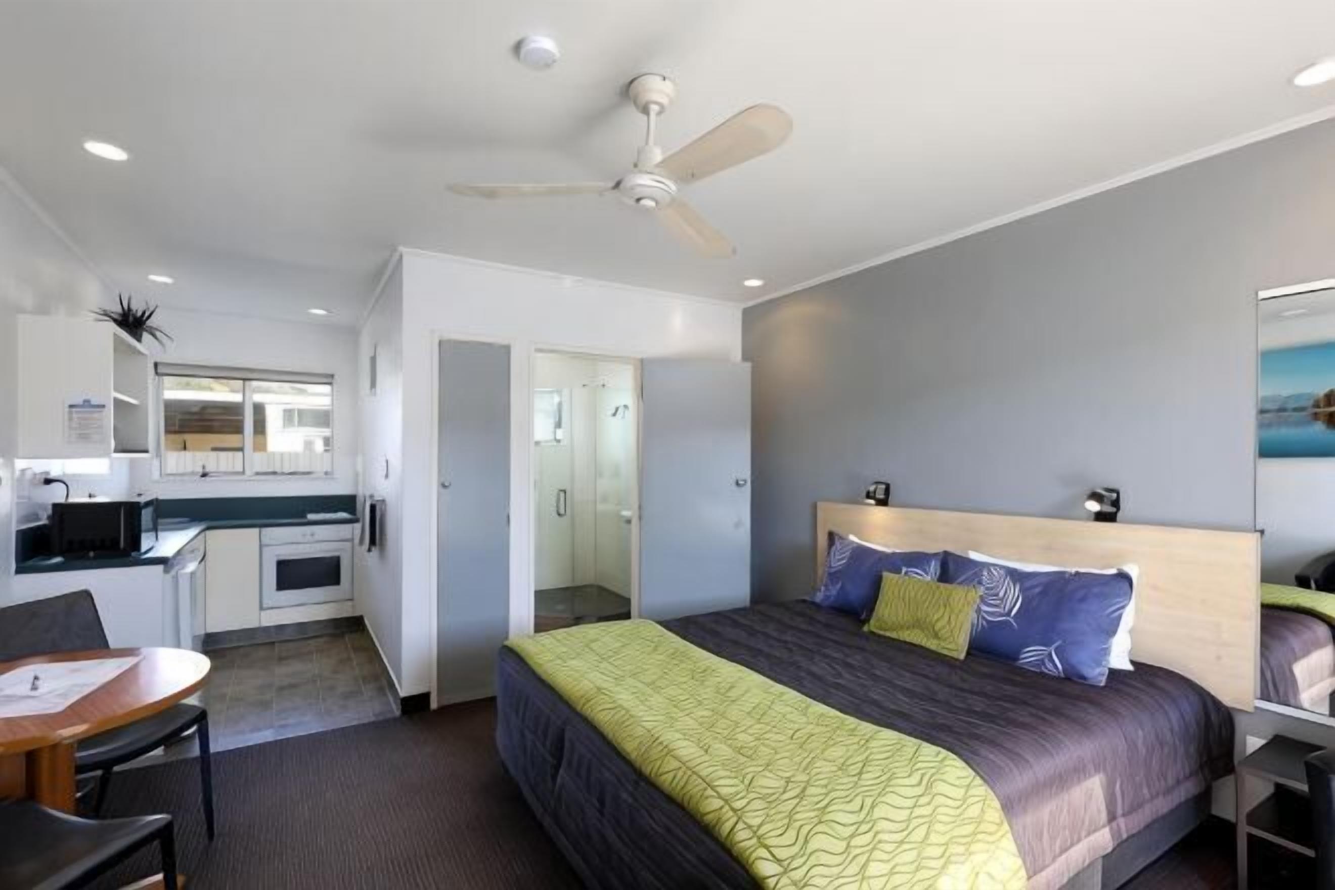 In-room safe, desk, laptop workspace, iron/ironing board
