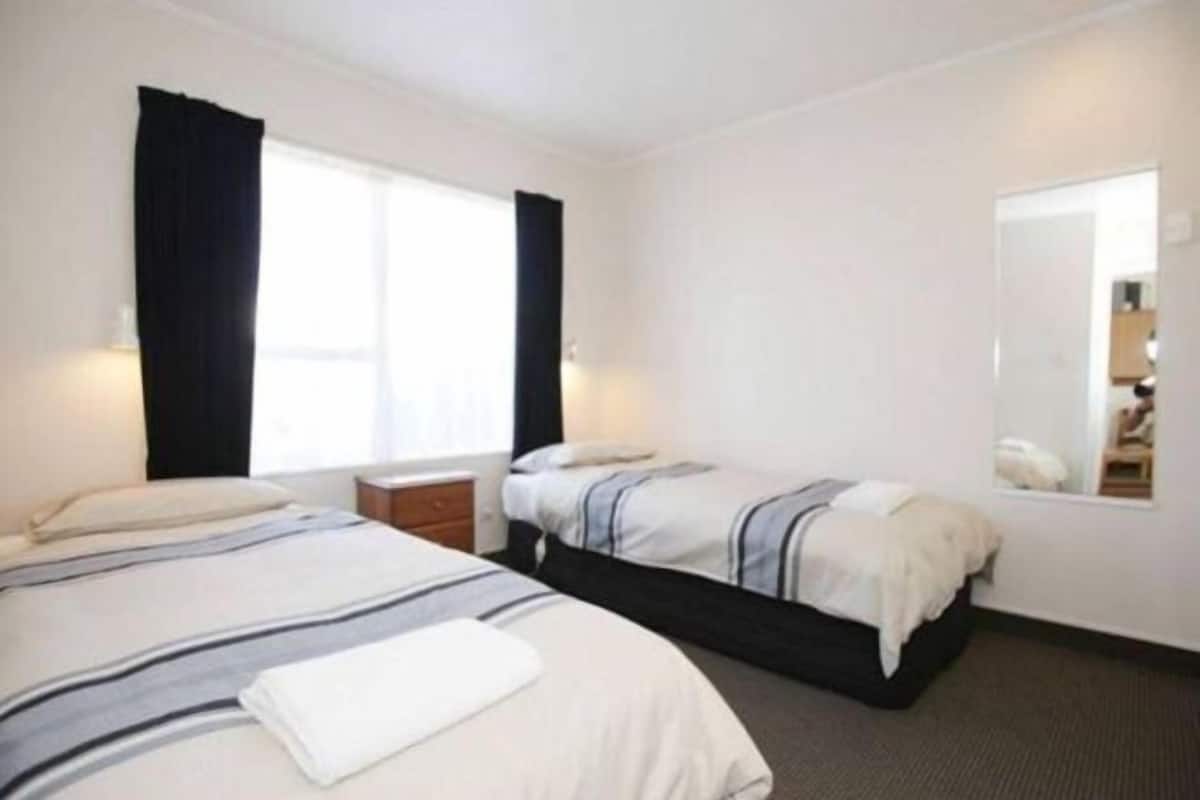 In-room safe, desk, laptop workspace, iron/ironing board