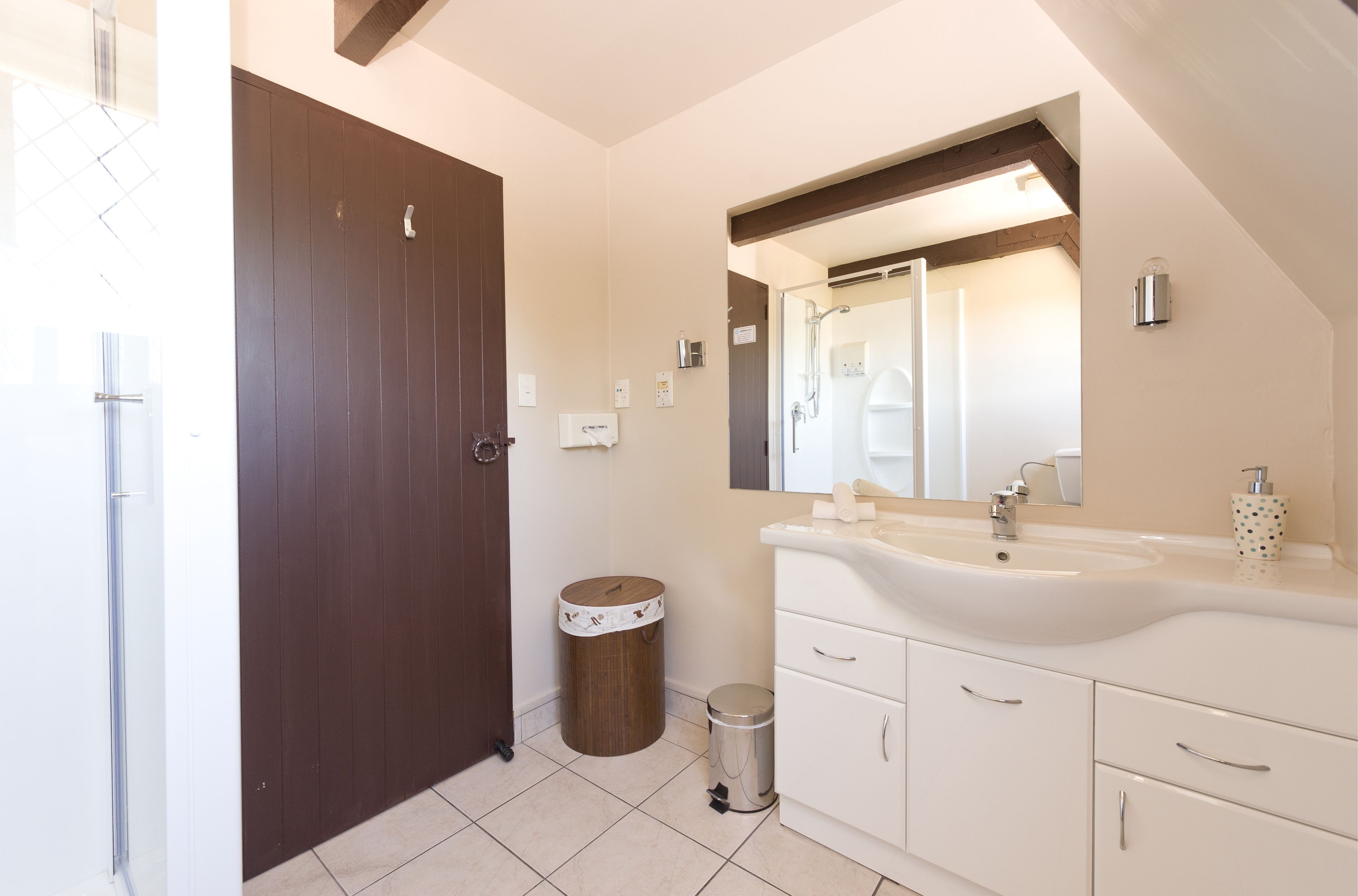 Photo - Camelot Motor Lodge