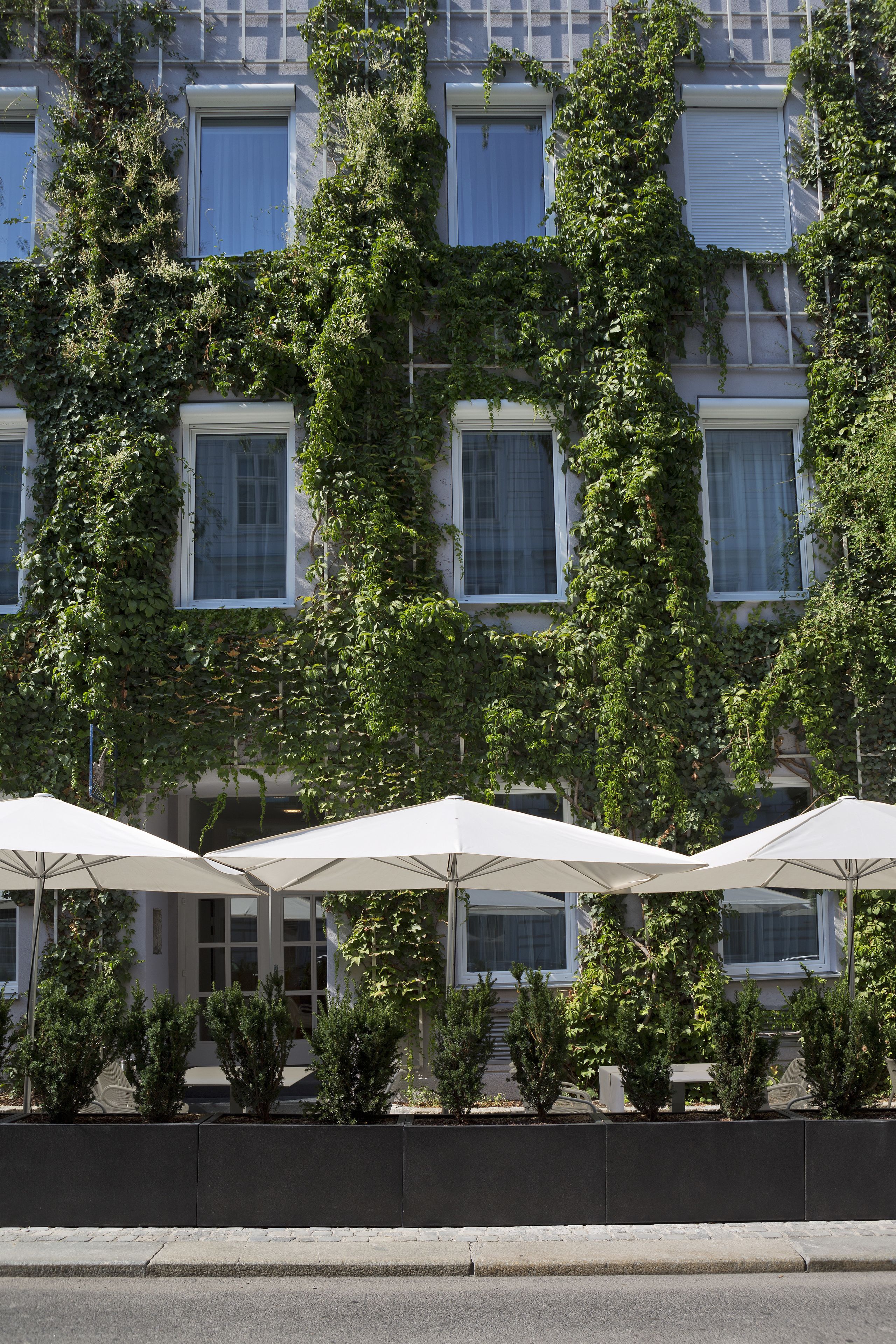 ด้านหน้าที่พัก