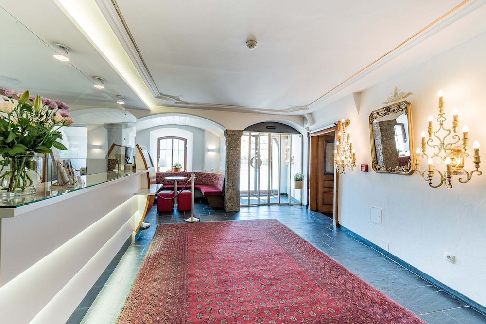Hotel Mondschein by null