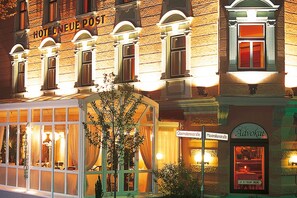 Front of property - Hotel Neue Post (Innsbruck)