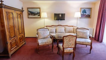 Junior Room | Living area
