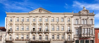Pannonia Hotel
